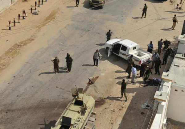 حركة الشباب تهجم على قصر الرئاسة وتقتل وتصيب 12 شخصا