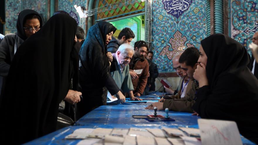 Iran/élections: taux de participation autour des 60%    