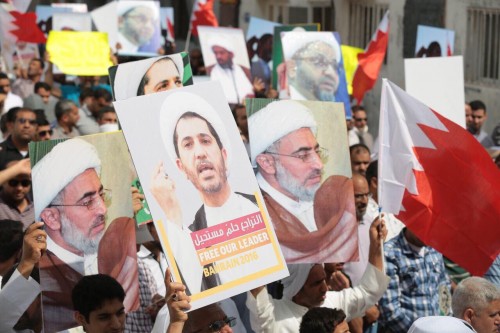 Thousands of Bahraini Shiites Demand an End to Sectarian Discrimination against Them / Photos 