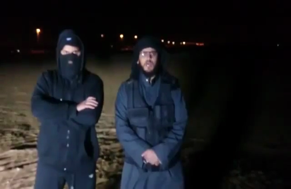“داعشيان” يقتلان ابن عمهما العسكري ويوثقان الجريمة بالفيديو + (صور)