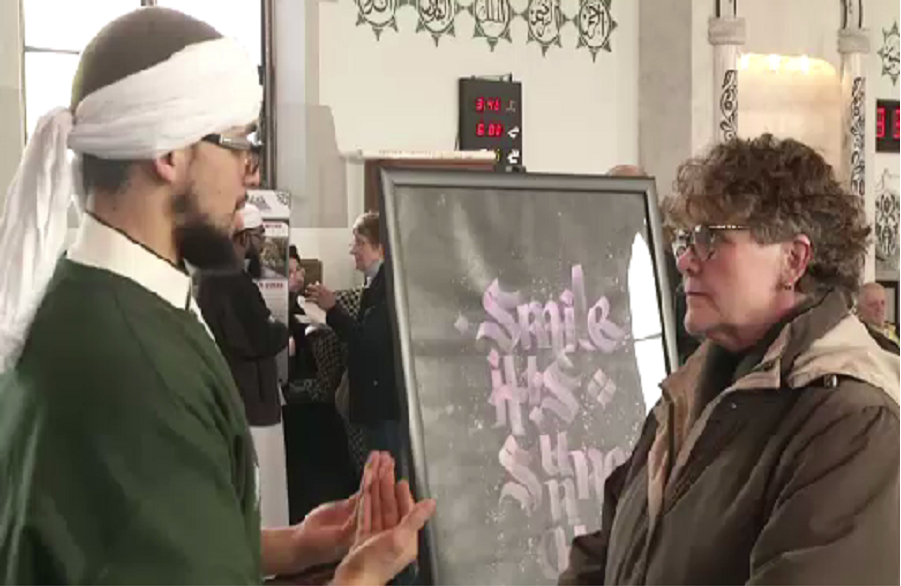 New York Muslims host open house to highlight their artistic works