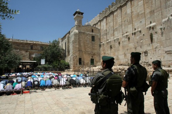 Ibrahimi Mosque faces fierce Judaization, Historical background