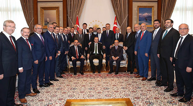 ‘Çift başlılık böyle gitmez’