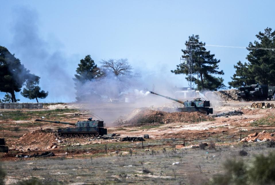 Turkey shells over 60 times Isis positions in Syria