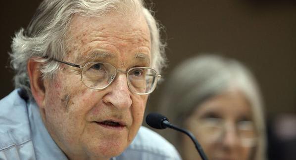Chomsky: "Khamenei, le plus intelligent politicien dans le monde"    