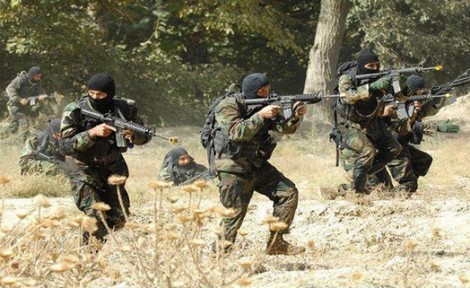 الجيش التونسي يقتل 5 مسلحين تسللوا من ليبيا