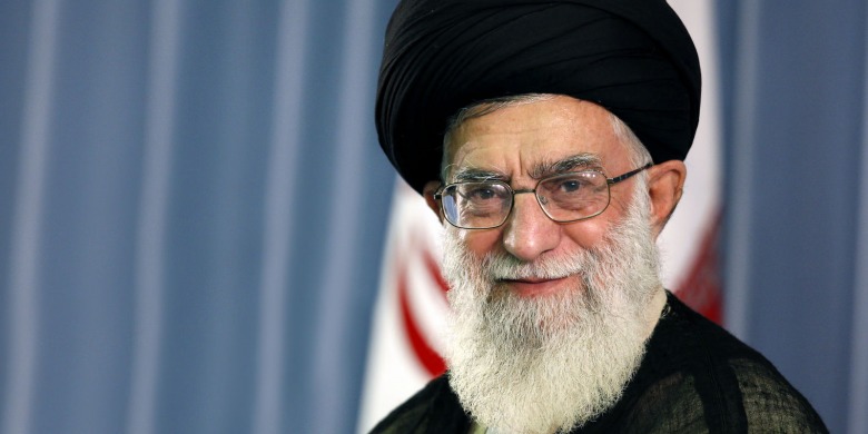 Chomsky: «[Imam] Jamenei, es el Político más Inteligente del Mundo»
