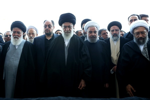 Imam Khamenei leads prayers for late Ayatollah Vaez Tabasi at Imam Ridha holy shrine / Photos