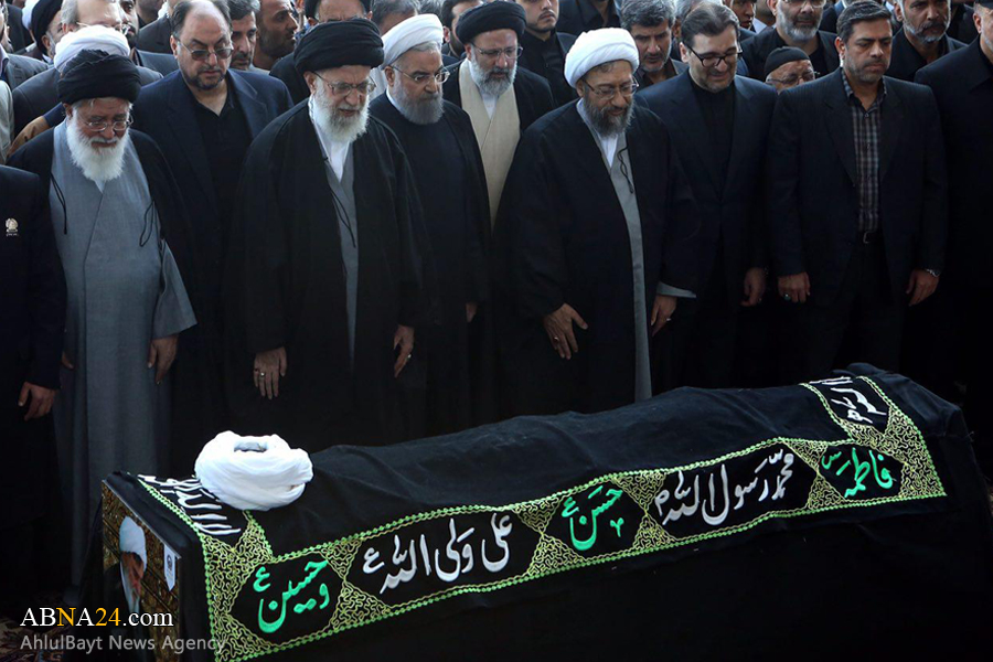 İmam Hamaney Ayetullah Tabesi’nin Cenaze Namazını Kıldırdı / Foto
