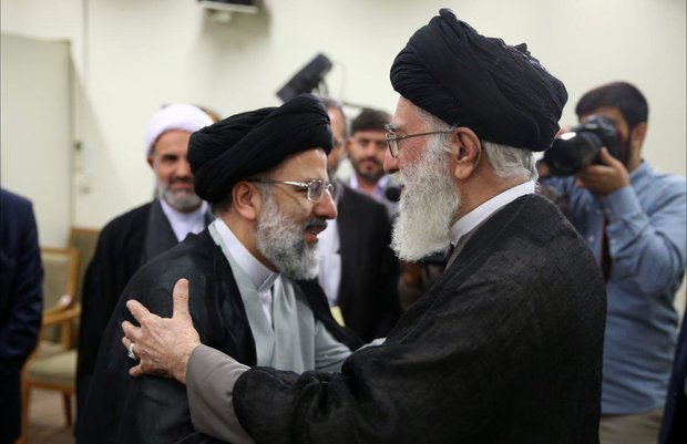 Imam Khamenei appoints new Astan Quds Razavi custodian