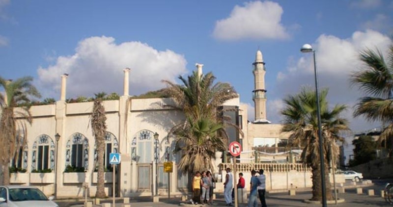 Palestnian Ministry: Israeli ban on Muslim call to prayer terrorism