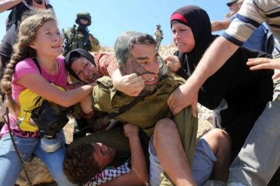 International Women Day: Israeli Forces Kidnapped High Profile Activist, Mother of 6