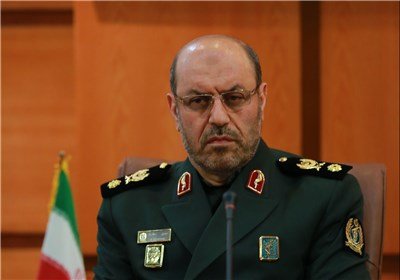 وزير دفاع: ایران کی فوجی طاقت کسی بھی ملک کے لئے خطرہ نہیں