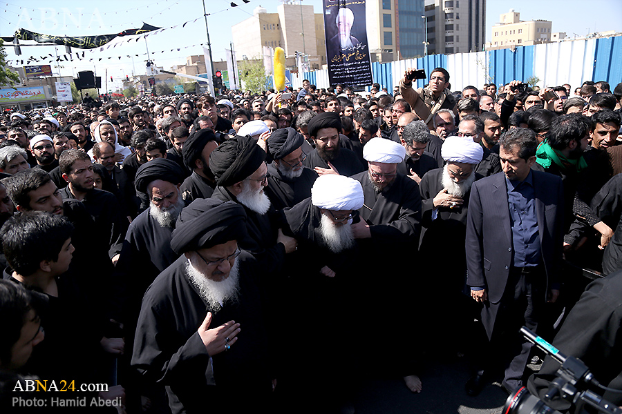 Suasana Peringatan Syahadah Az Zahra di Qom yang Diikuti Ayatullah Wahid Khurasani 