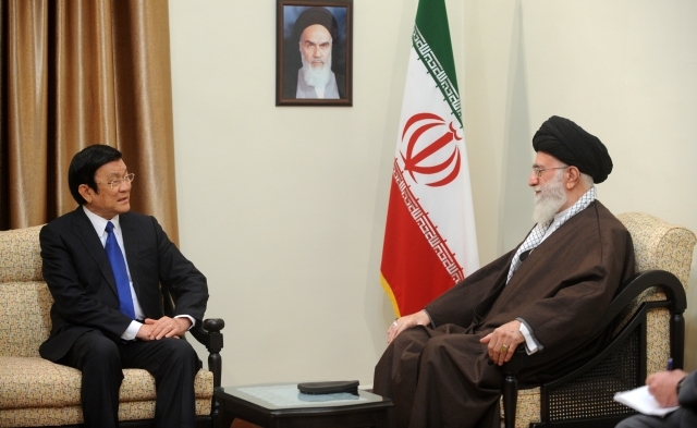 Imam Khamenei: Cooperation with Asian countries is the fixed policy of Iran
