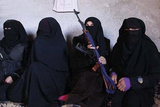 تونس: القبض على "داعشية" متزوجة بمتشددين في آن واحد !!
