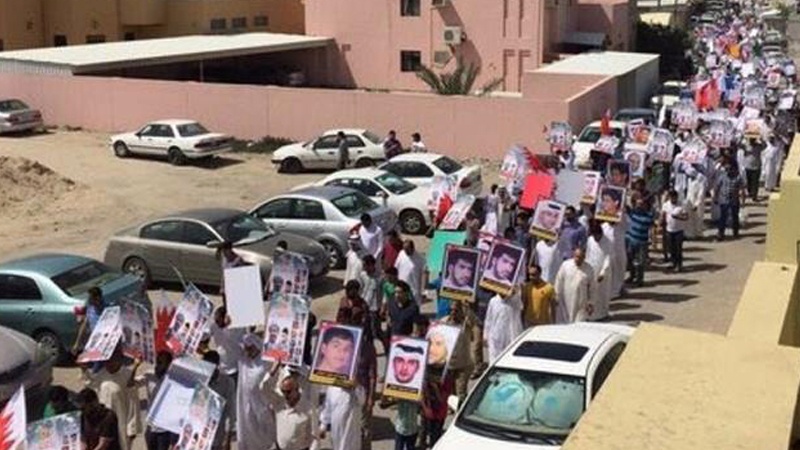 بحرینی شہریوں کا آل خلیفہ حکومت کے خلاف مظاہرہ، سیاسی قیدیوں کی رہائی کا مطالبہ