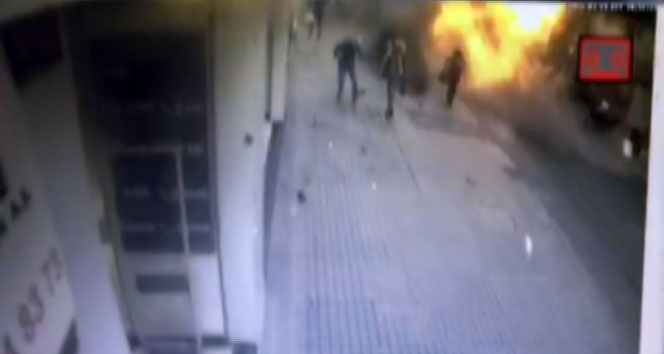 İstiklal Caddesi'ndeki patlama anı kamerada / Video