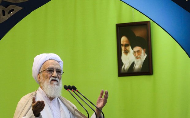  Tahran Cuma Namazı Hatibi: Suudi Hanedanı düşmanımızdır