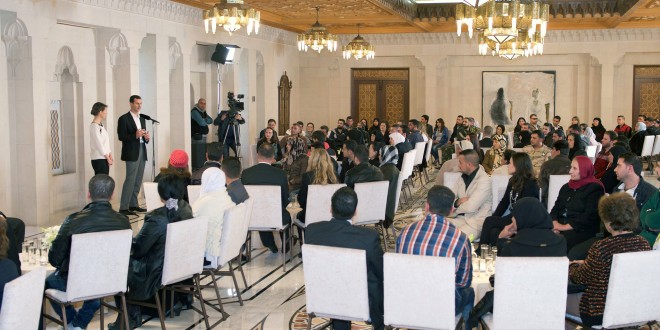 Syrian President meets injured army personnel / Photos