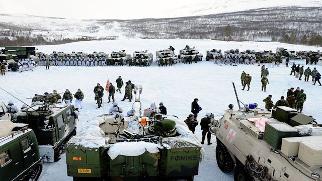 Menace de l’OTAN aux portes de la Russie.