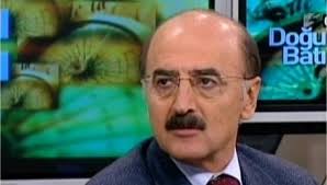 Hüsnü Mahalli: Hapı yuttular