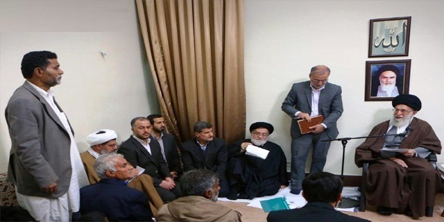 حرم اہلیبت رسول (ع) کے دفاع میں اہلسنت شہید عمرملازھی کے والد کی رہبر انقلاب سے ملاقات