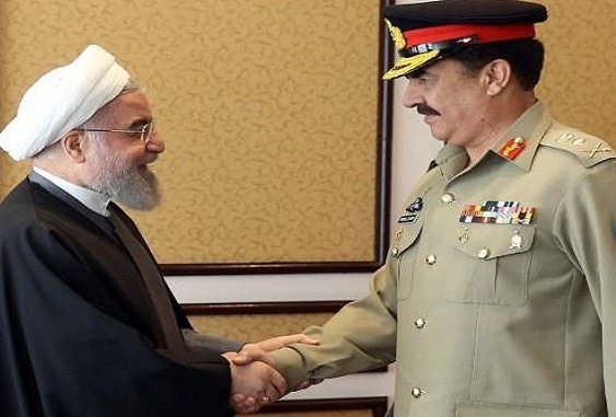 پاکستانی فوج کے سربراہ کی صدر حسن روحانی سے ملاقات + تصویر