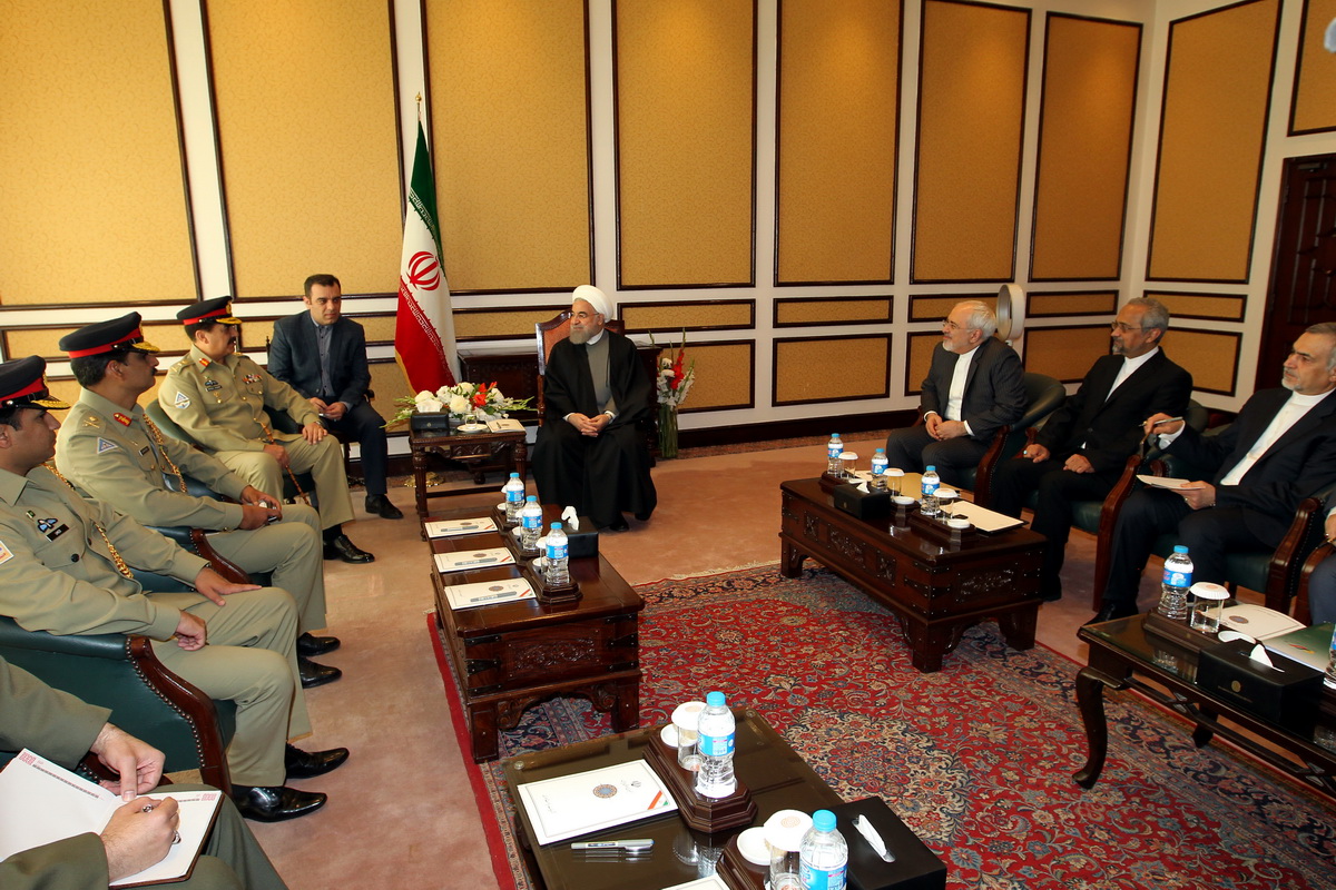 Iran President: Muslim countries should unite against terrorists