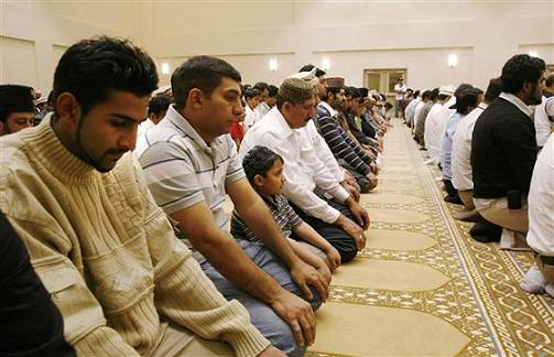 Canadian Muslim group in Alberta launches Islamophobia hotline