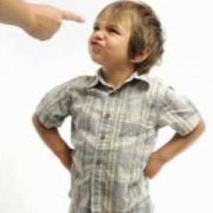 Hindari 5 Ucapan Ini Dalam Mendidik Anak
