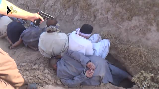 ISIS executes 35 civilians for trying to escape from Fallujah