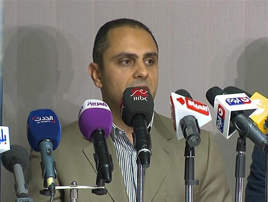 قائد الطائرة المصرية المحررة: هكذا تعاملنا مع الخاطف