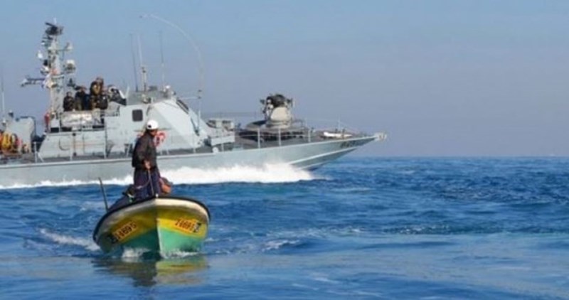 Israeli forces opens fire at Gaza borders, injures 2 Palestinians
