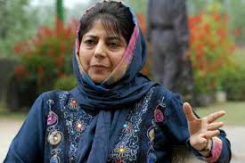 ہندوستان؛ محبوبہ مفتی جموں کشمیر کی پہلی خاتون وزیر اعلی کے عہدہ کا حلف اٹھائیں گی