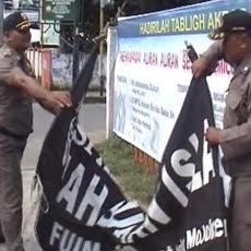 Spanduk Bertuliskan Provokatif Anti Syiah Dicopot