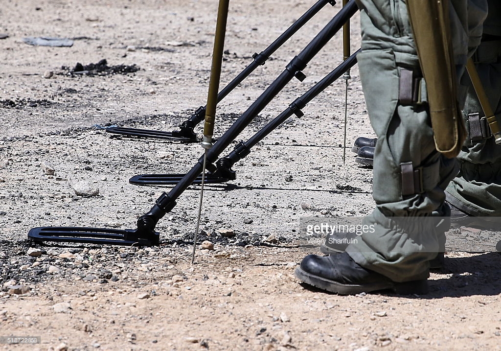 Syria: First Russian sappers begin demining Palmyra / Photos