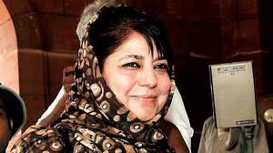کشمیر، محبوبہ مفتی نے وزارت اعلی کے عہدہ کا حلف اٹھا لیا