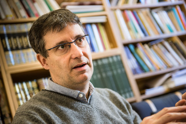 “El Ciclo de Conferencias Titulado «Oriente Medio en Busca de una Paz Justa» se Desarrolla en España” 
