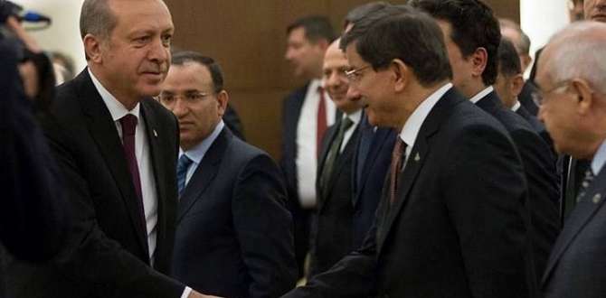 Erdoğan ve Davutoğlu Arasında Çatlak Büyüyor