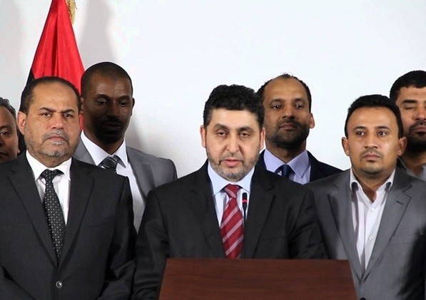 الغويل يأمر وزراء حكومته غير المعترف بها بعدم تسليم السلطة لحكومة الوفاق + (صورة)