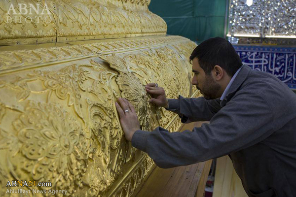 Fotos: Der neue Schrein von Hadrat Abbas (a.s.) wird aufgestellt (Teil 4)