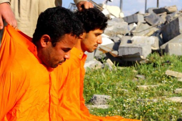 Graphics: ISIS executes three Iraqi men for spying