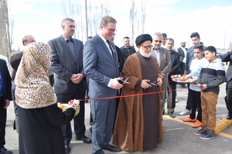 Al-Hoda Religious-Cultural Center Inaugurated in Edmonton, Canada / Pics