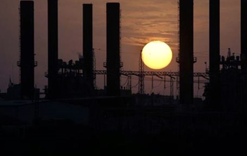 Gaza plunged into darkness last night, Fuel crisis increases power outages in Gaza