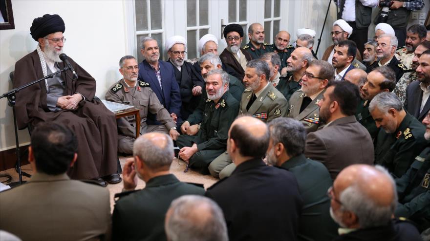 Leader iranien appelle à renforcer le potentiel opérationnel des forces armées