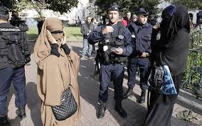 فرانس کے مسلمانوں کے ساتھ امتیازی سلوک کا سلسلہ جاری ہے