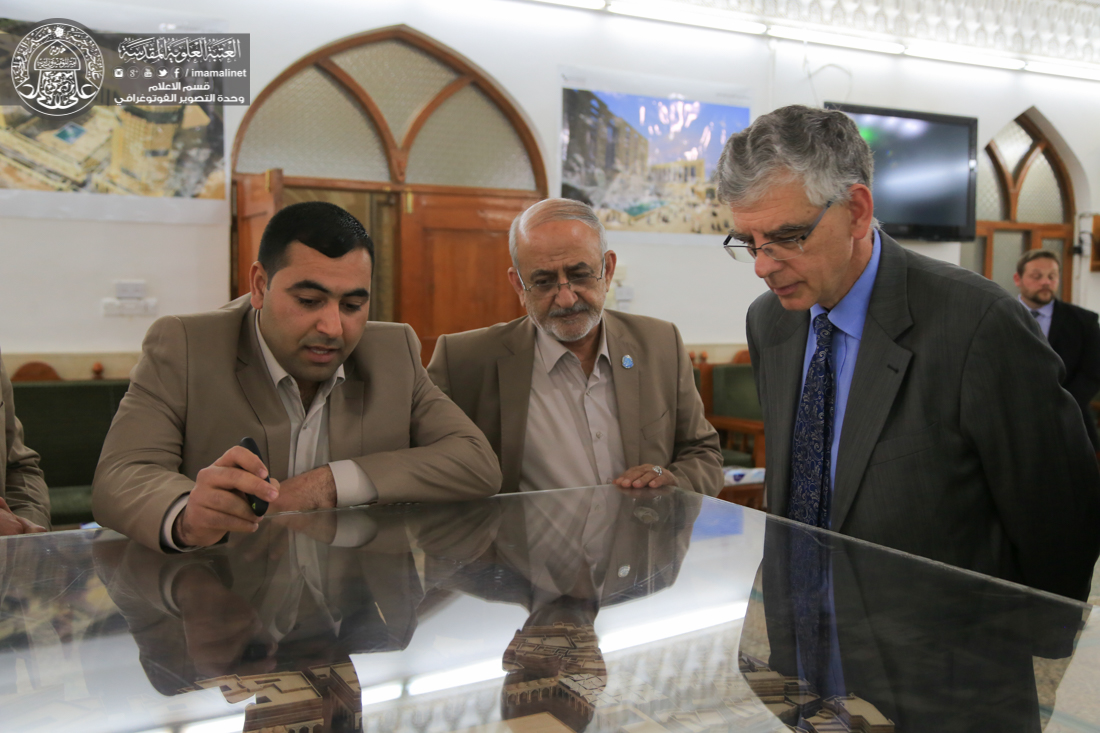Australian ambassador in Iraq expresses admiration for Imam Ali Shrine