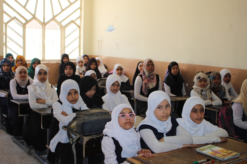 Women Affairs Department of Imam Ali Shrine continues its programs at Najaf schools