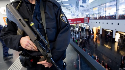 Sicherheitsvorkehrungen auf dem Wiener Flughafen erhöht 